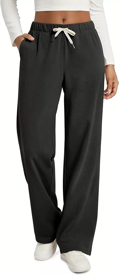 black lounge pants for winter. Have a tie at the waist